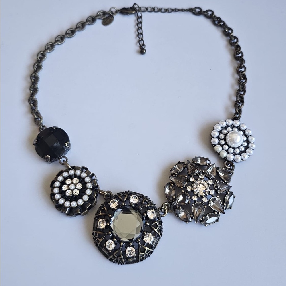 Lia Sophia ‘ Curio ‘ Pearl & Crystal Statement Necklace